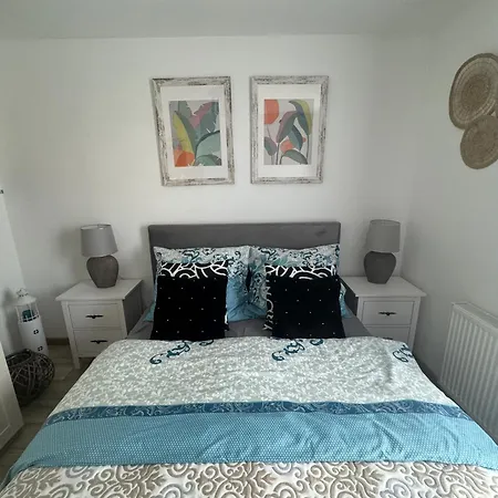 Amber Island - Second Home, Wyspa Sobieszewska Apartment *